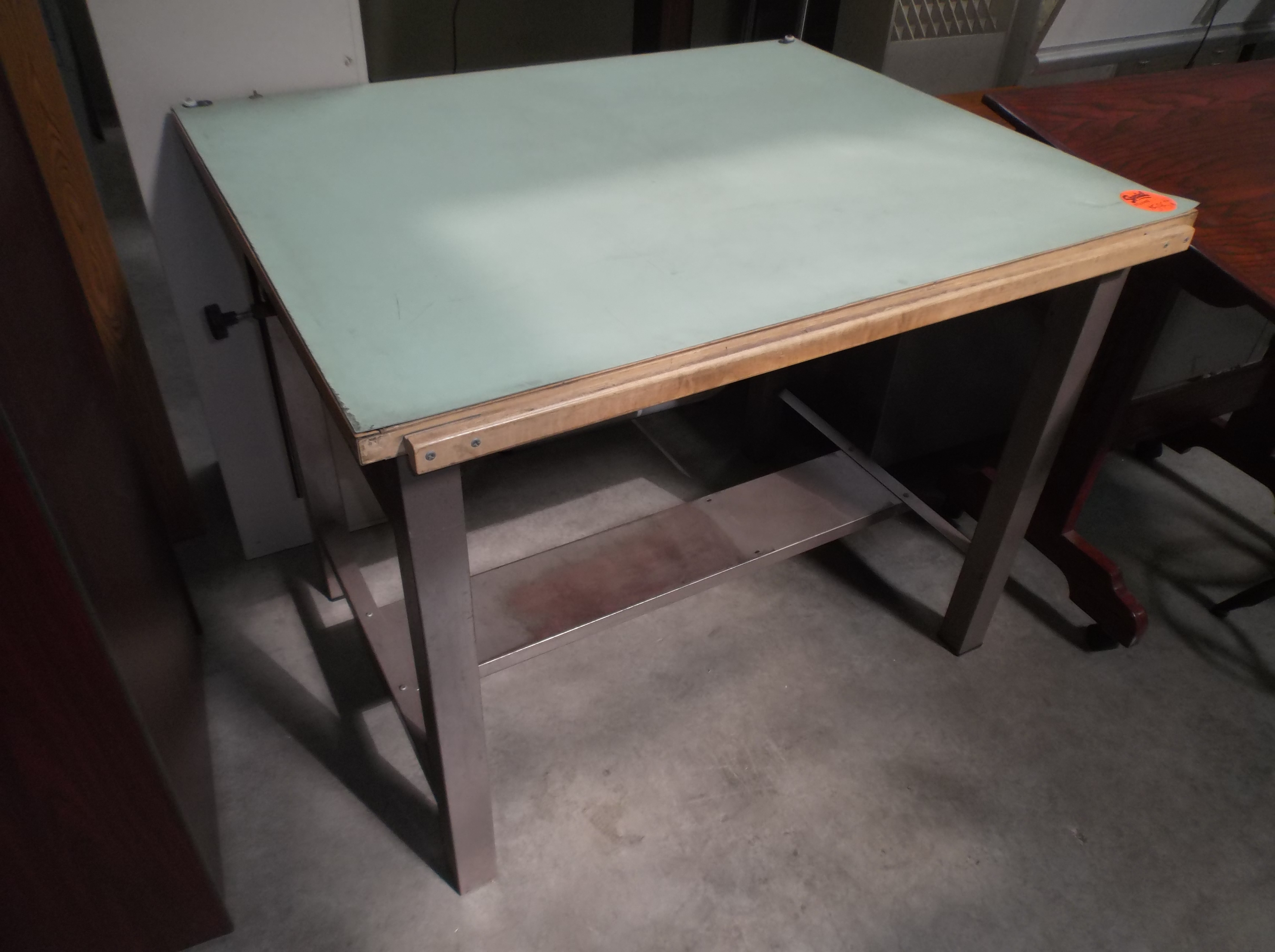 Used table discount